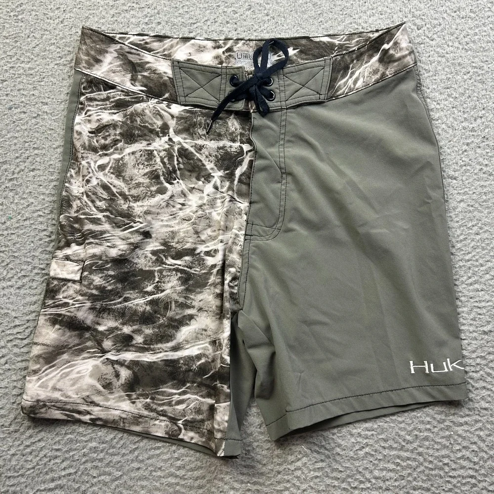 Huk Fishing Board Shorts Mens 30 Multi Elements Camo Performance Swim